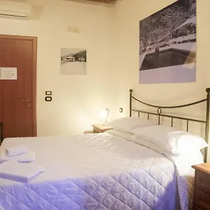  Alloggio per agriturismo Il Castagneto Italia